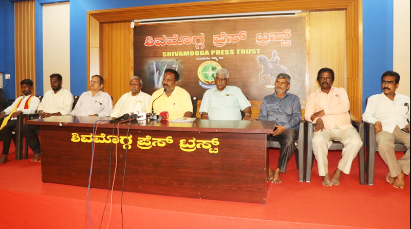 ಅಂಬೇಡ್ಕರ್ ಭವನ ಉದ್ಘಾಟನೆ ವಿಳಂಬ: ಸಿಎಂ ವಿರುದ್ಧ ಆಕ್ರೋಶ